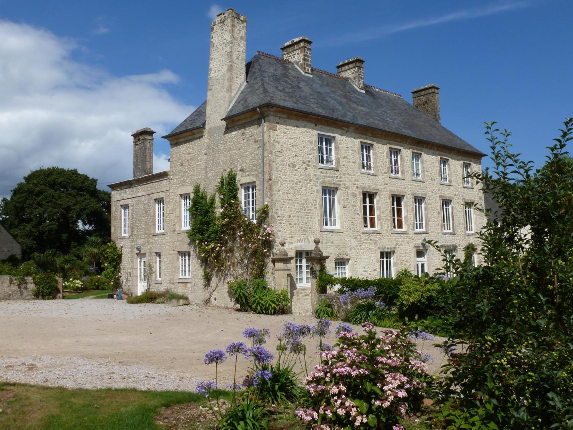 Bed and Breakfast Manoir De Savigny Valognes Exterior foto