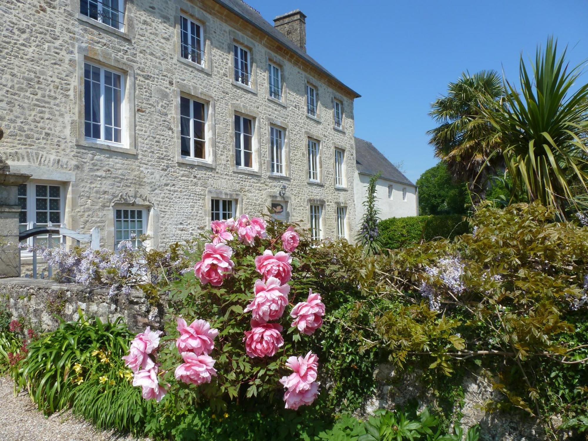 Bed and Breakfast Manoir De Savigny Valognes Exterior foto