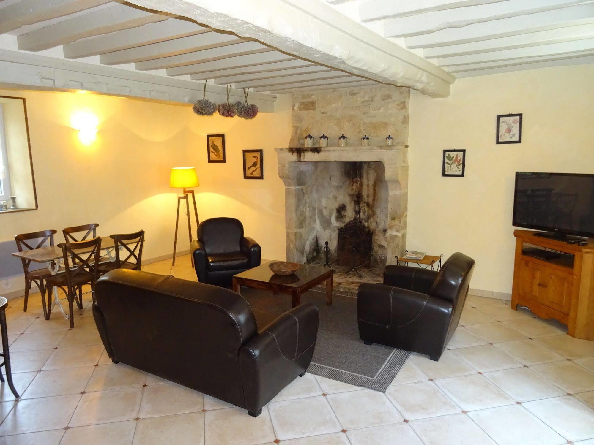 Bed and Breakfast Manoir De Savigny Valognes Exterior foto